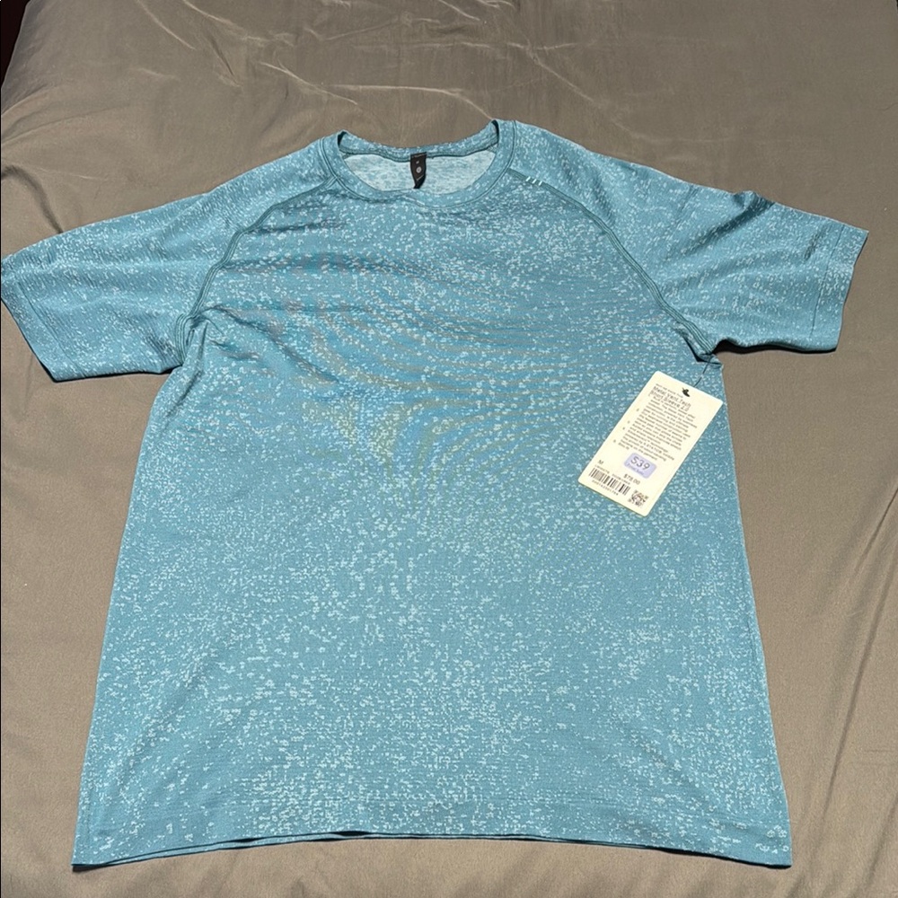 Lululemon Men’s Metal Vent Tech Short Sleeve 2.0